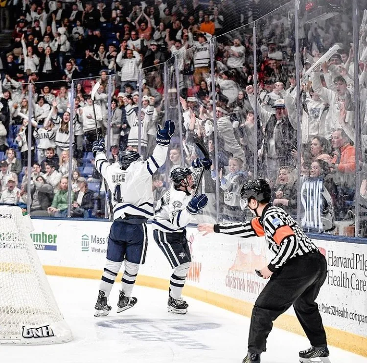 Bobby Esposito officiating a hockey game